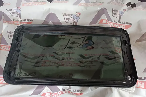 قیمت شیشه سانروف راوفور