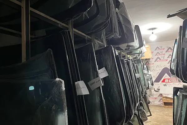 شیشه عقب کیا ریو صندوقدار