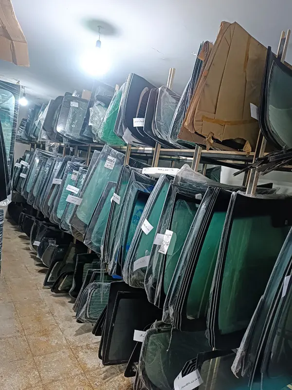 شیشه عقب کیا اپیروس