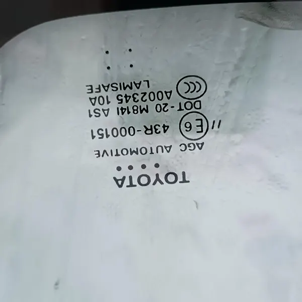 شیشه سانروف تویوتا راوفور