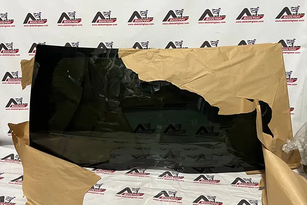 تعویض شیشه عقب ولوو xc90