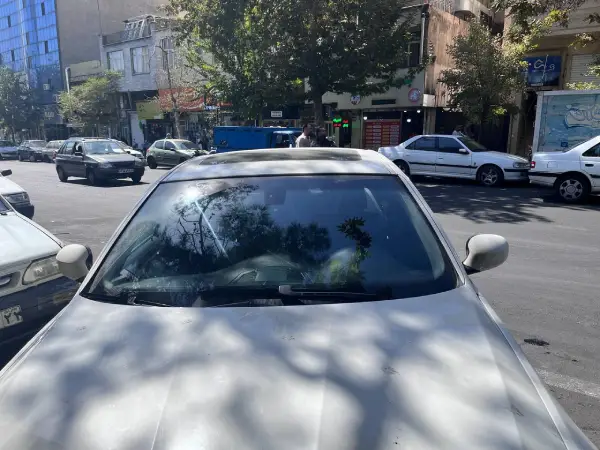 شیشه جلو بی ام و e90