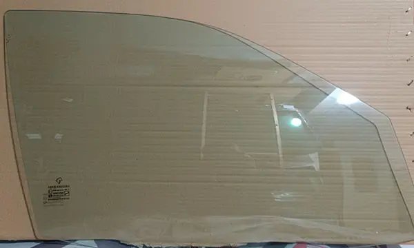 شیشه درب سمند
