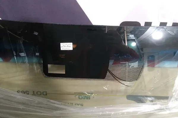 قیمت شیشه جلو لکسوس IS300 کوپه