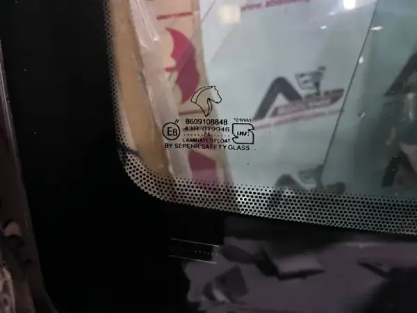 بهترین مارک شیشه جلو تارا سنسور دار