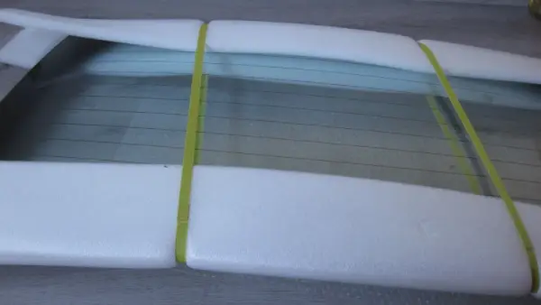 نصب شیشه عقب کارنز