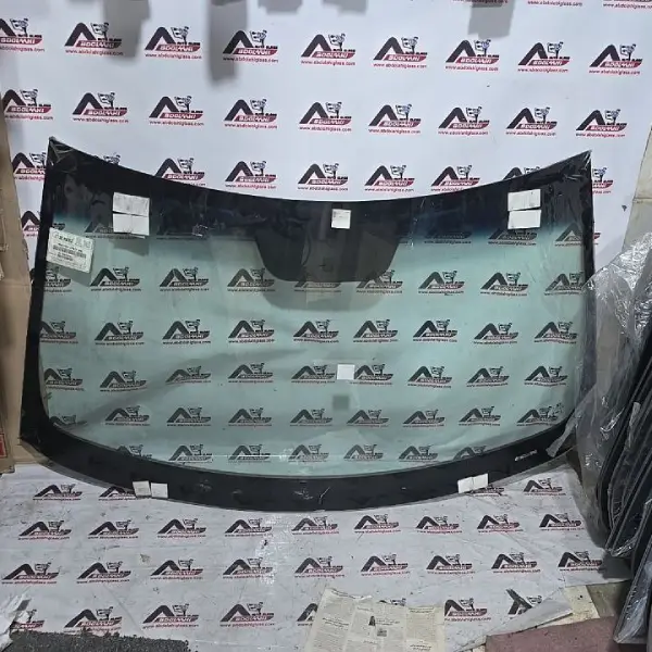 شیشه جلو سول