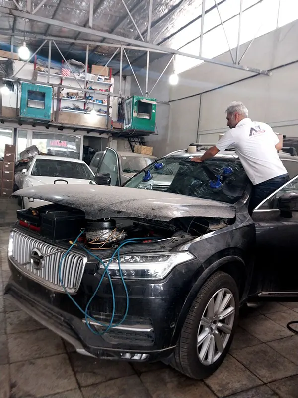 شیشه جلو ولوو xc90 فابریک