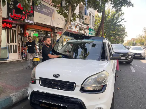 نصب شیشه جلو کیا سول