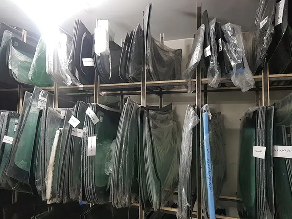 شیشه جلو لکسوس is250