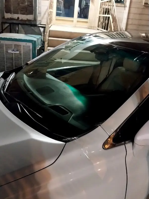 شیشه جلو لکسوس rx350 (1)