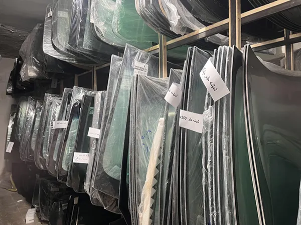 شیشه عقب لکسوس es350