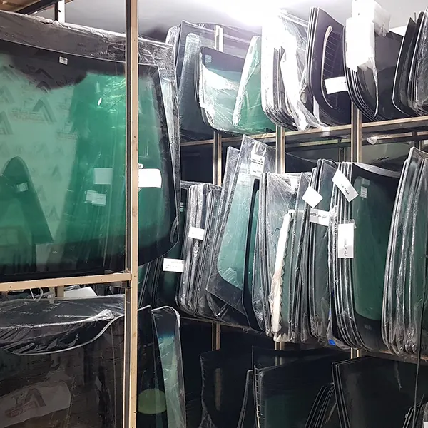 قیمت شیشه جلو لکسوس es250