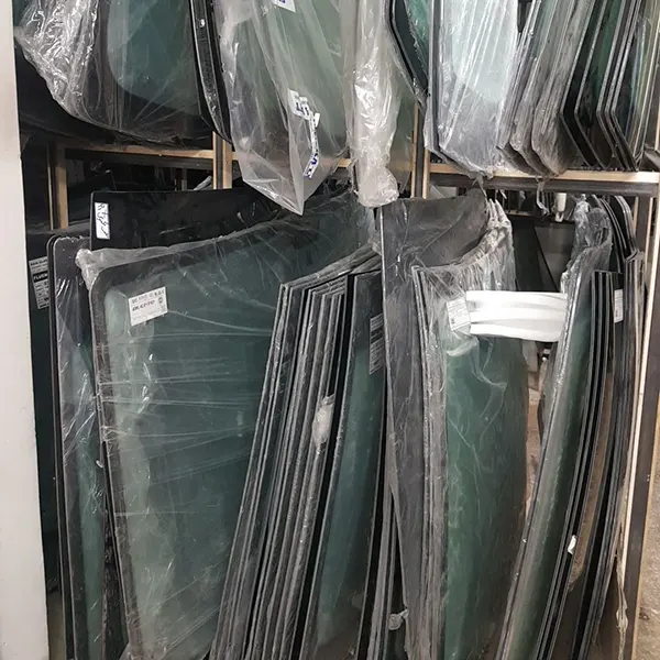 قیمت شیشه جلو لکسوس is250