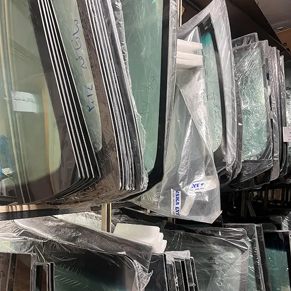 قیمت شیشه عقب لکسوس es350