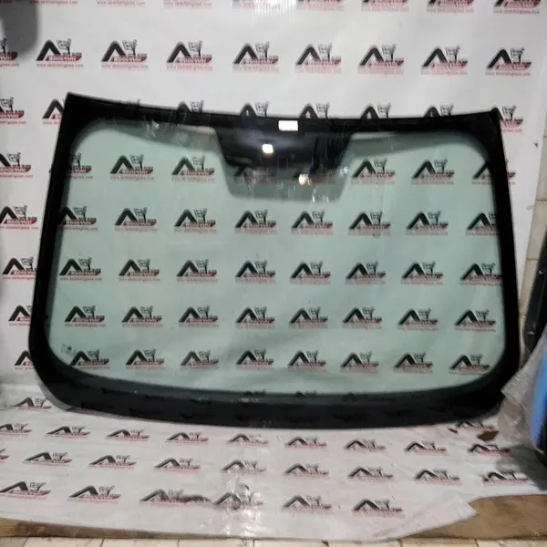 شیشه جلو تیبا 2