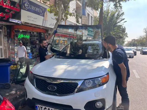 RDLJ شیشه جلو سورنتو 2012