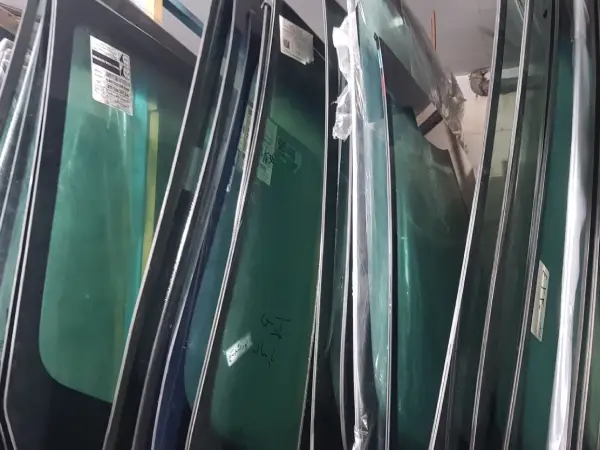 شیشه جلو لکسوس gs250