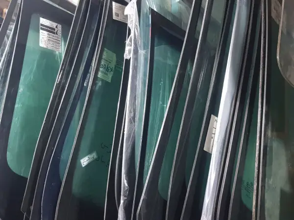 شیشه جلو لکسوس gs460