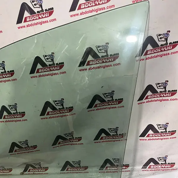 شیشه درب عقب ماکسیما