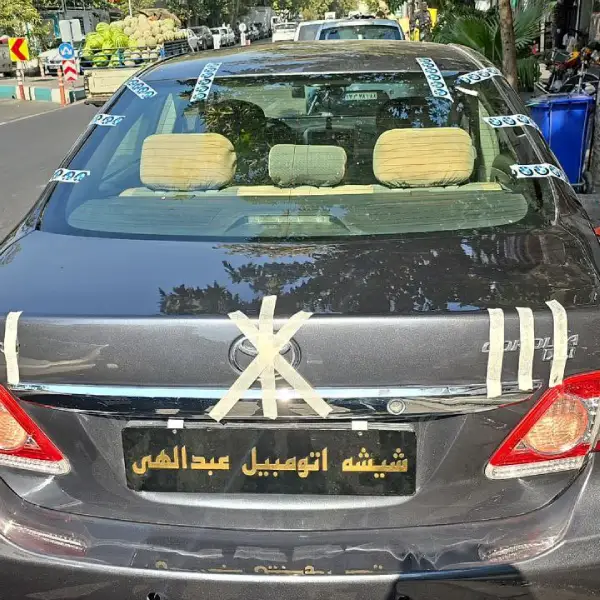 شیشه عقب تویوتا کرولا 2008