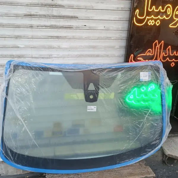 شیشه جلو بنز E200