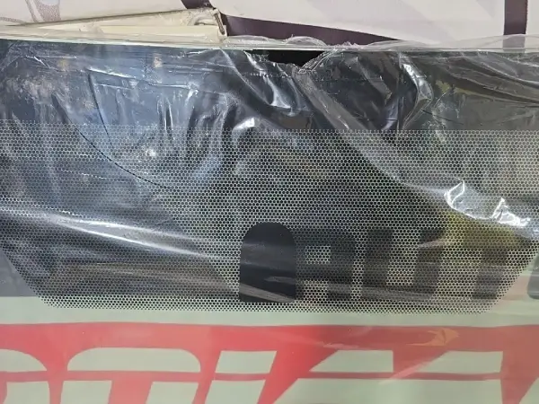 شیشه جلو تویوتا کرولا 2009