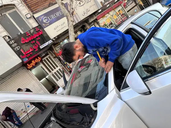 شیشه جلو لکسوس ct200 (1)