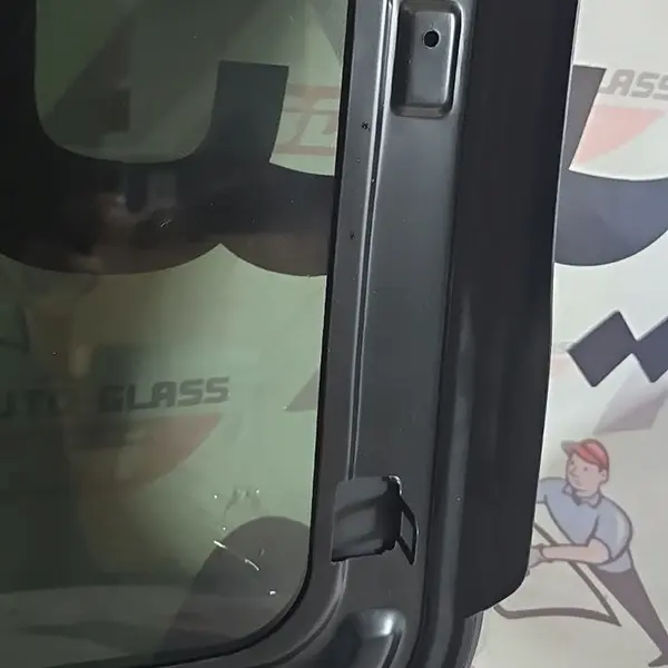 نصب شیشه سانروف آریزو 6