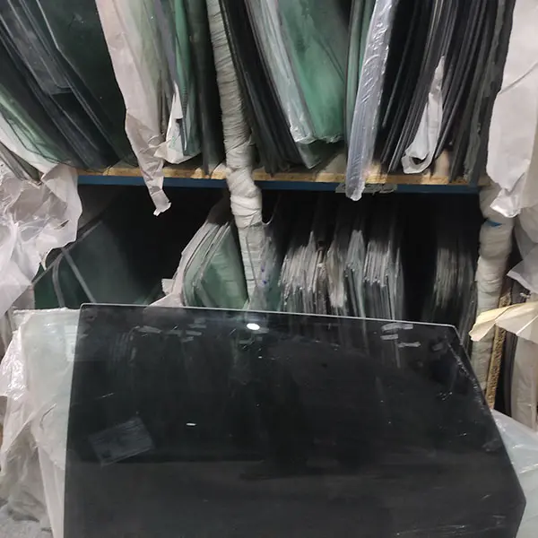 شیشه بغل گگ امکو