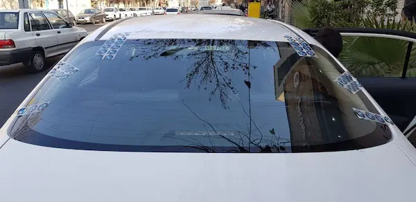 قیمت شیشه عقب تویوتا لوین