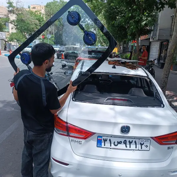 قیمت شیشه عقب فردا 511