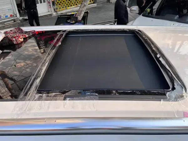 قیمت شیشه سانروف تیگو 8 پرو (1)