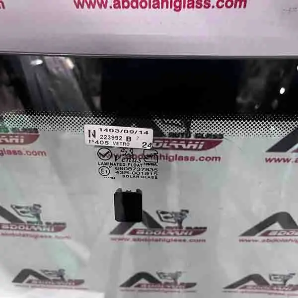 نصب شیشه جلو پژو 405 سولار