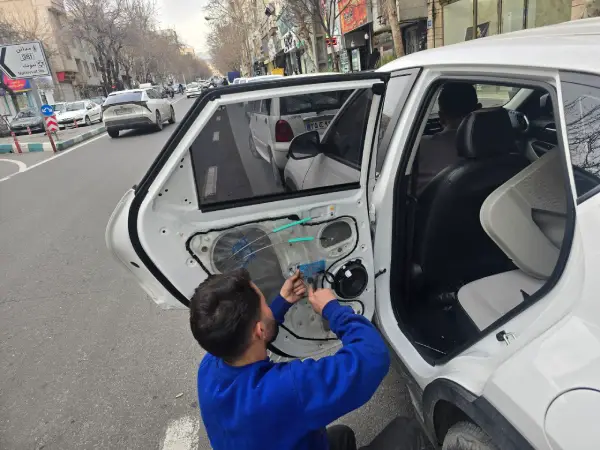 شیشه بغل کیا سونت