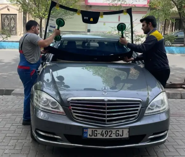 قیمت شیشه جلو بنز s500