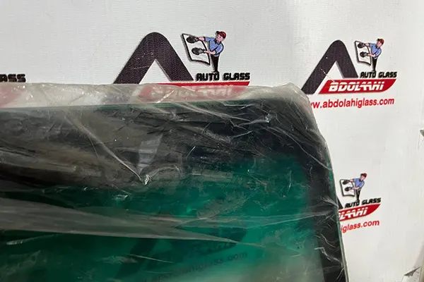 تعویض شیشه جلو هایلوکس 2016