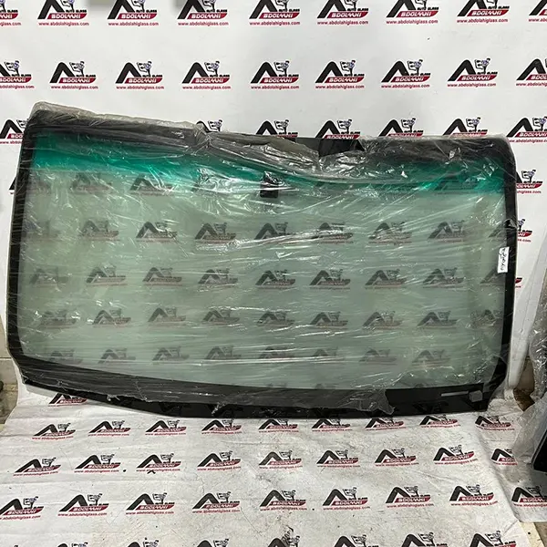 شیشه جلو هایلوکس 2016