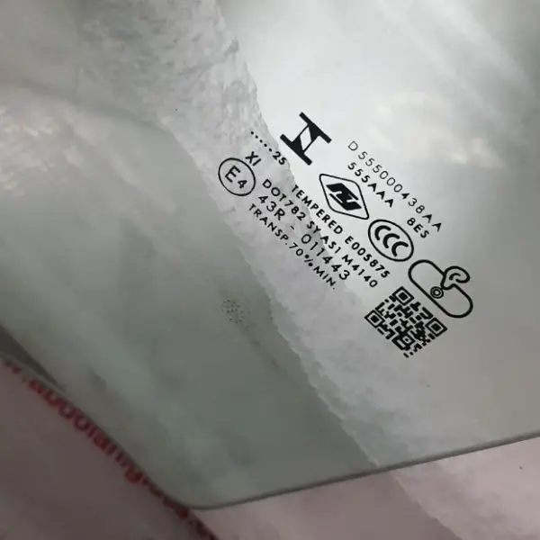 تعویض شیشه بغل لوکانو l7