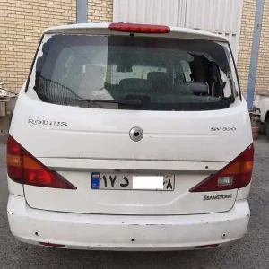 شیشه عقب رودیوس