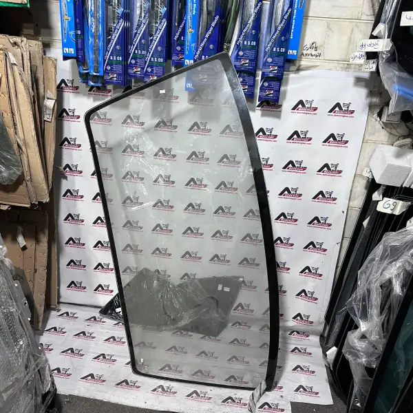 قیمت شیشه جلو مزدا b2400