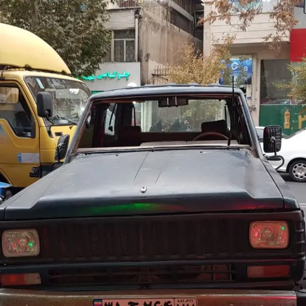 شیشه جلو نیسان پاترول (1)